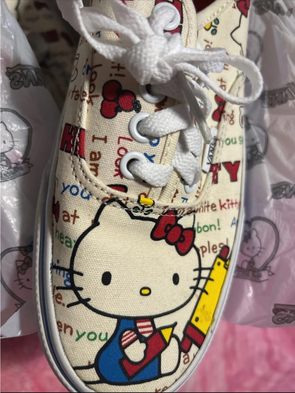 Hello Kitty Limited Edition Vans Shoes - Picture 6 of 6